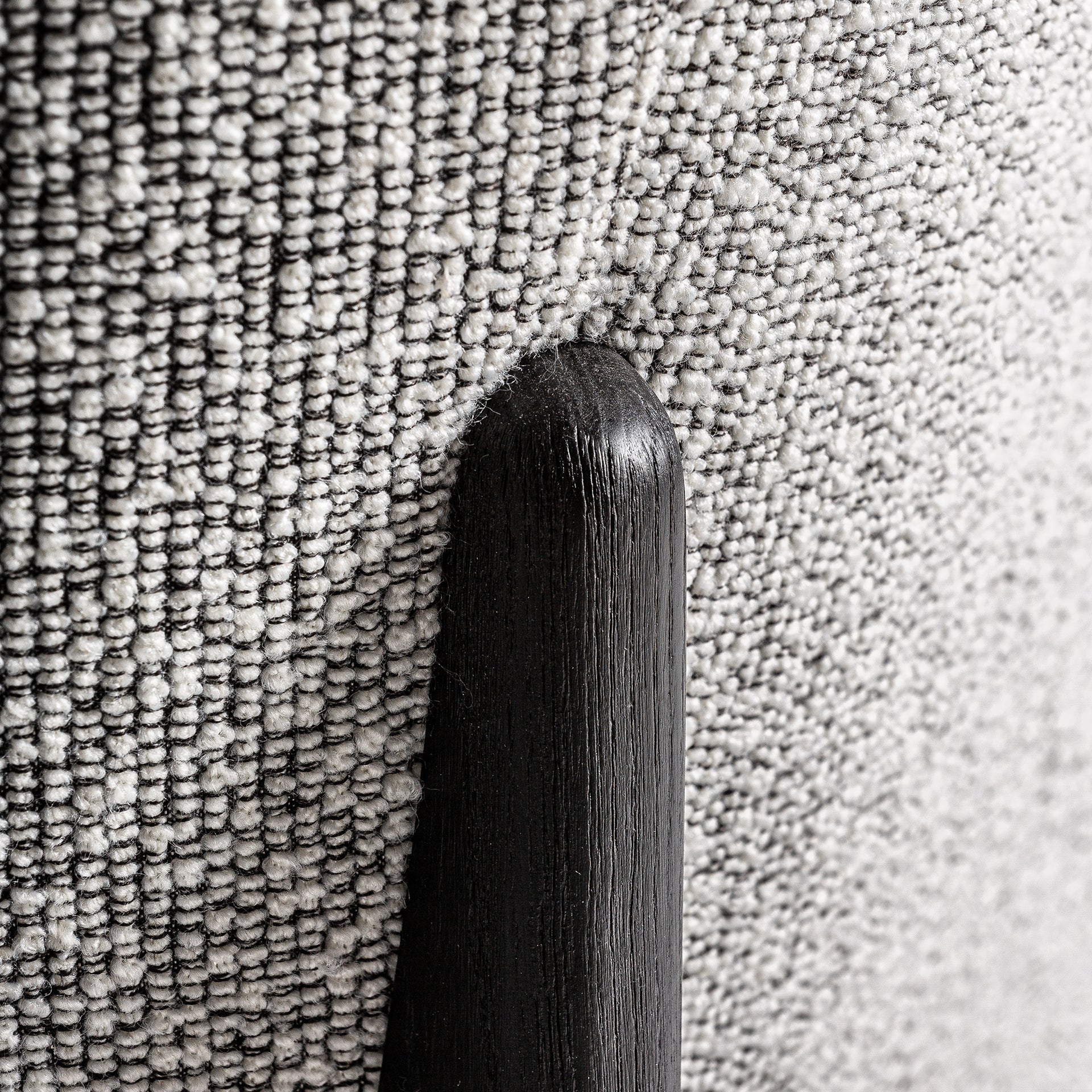 NARA ARMCHAIR